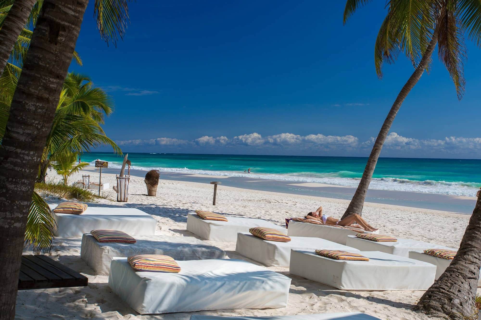 Ziggy's Beach Club | THE BEACH TULUM HOTEL